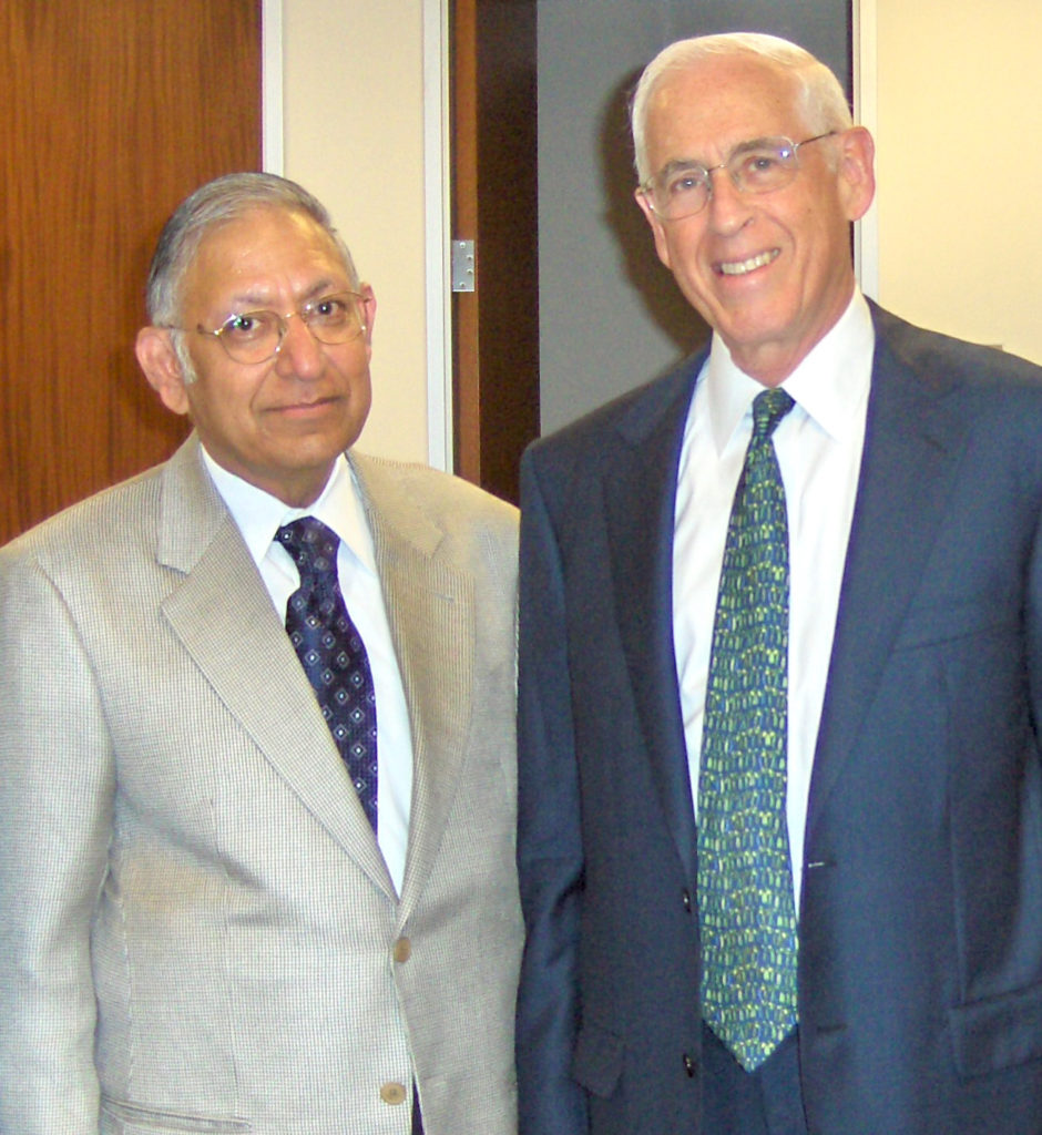 Durga Agrawal with John Mendelsohn, President of the University of Texas, M.D. Anderson Cancer Center.
