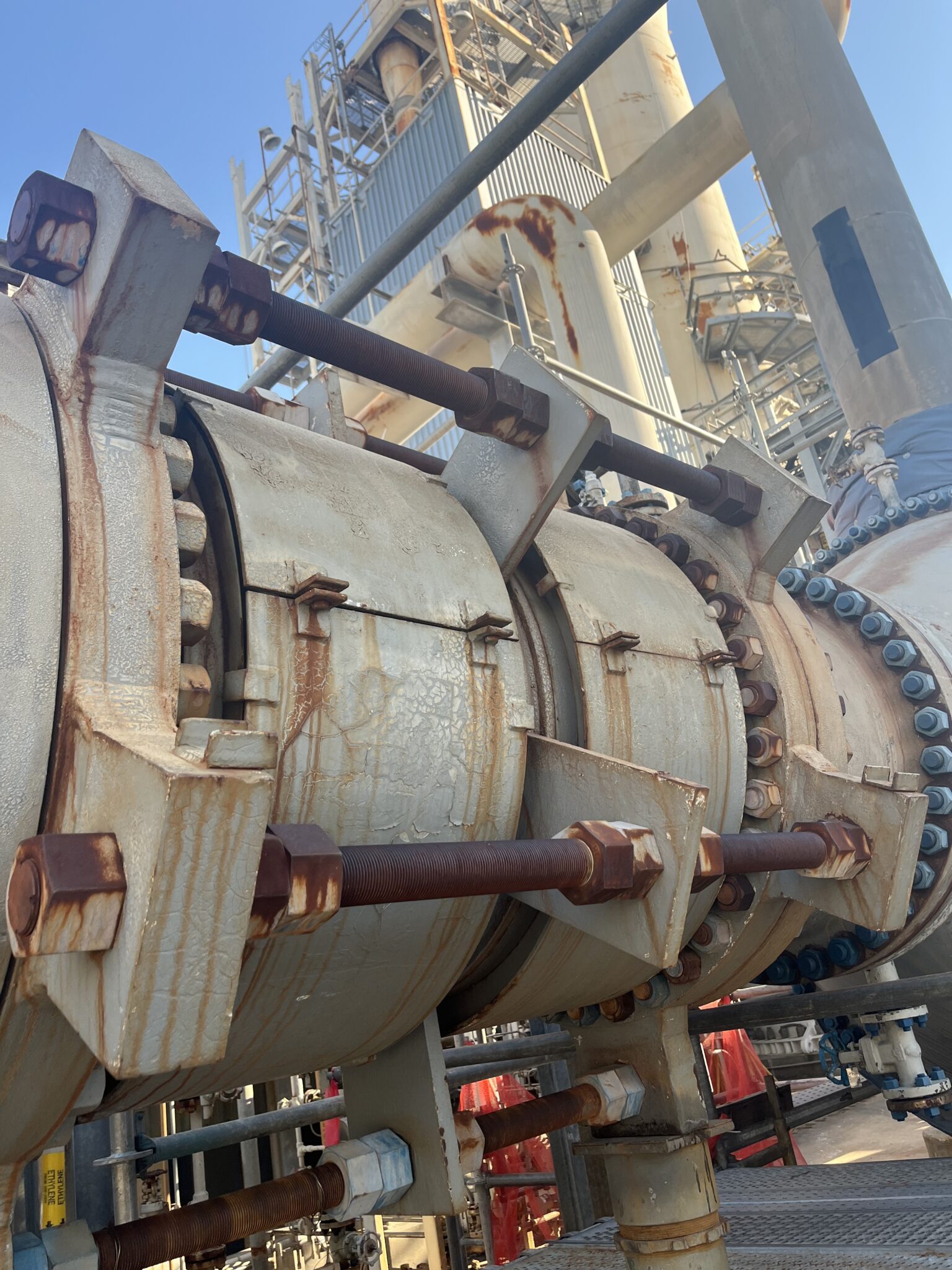 rust universal expansion joint